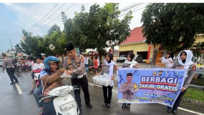 Ramadhan Berkah Polres Kuansing Berbagi 300 Takjil Dalam Operasi Tertib Ramadhan Lancang Kuning 2025